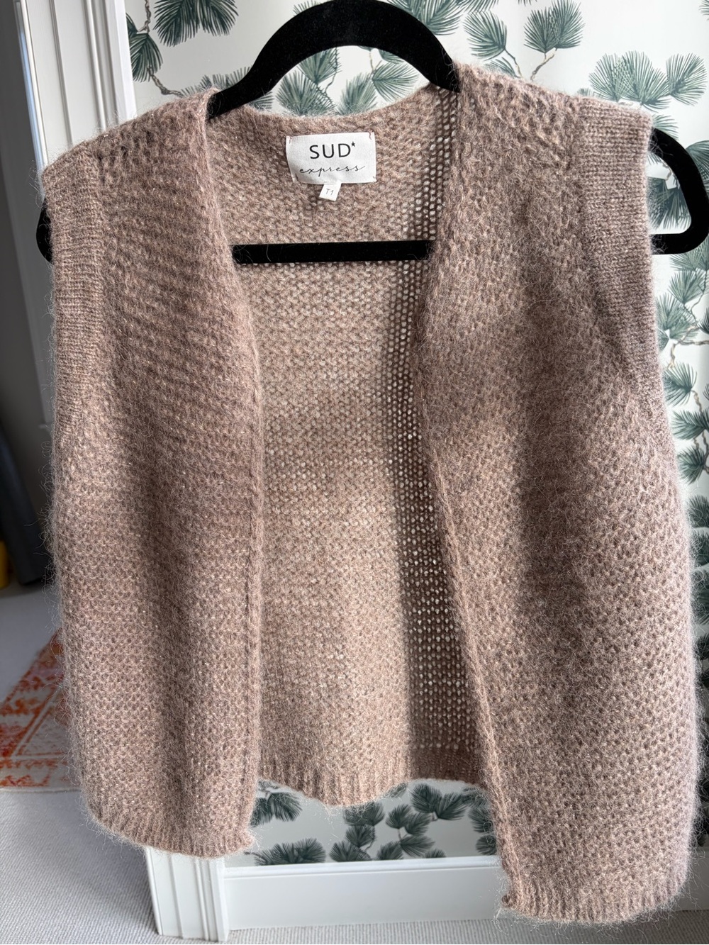 Express soft brown Open-Front Sleeveless Knit Cardigan